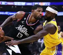 篮球明星因伤退出战队,球队面临困境怎么办